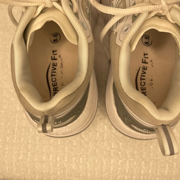 Gdefy women’s shoe size 8.5 - Picture 7 of 7